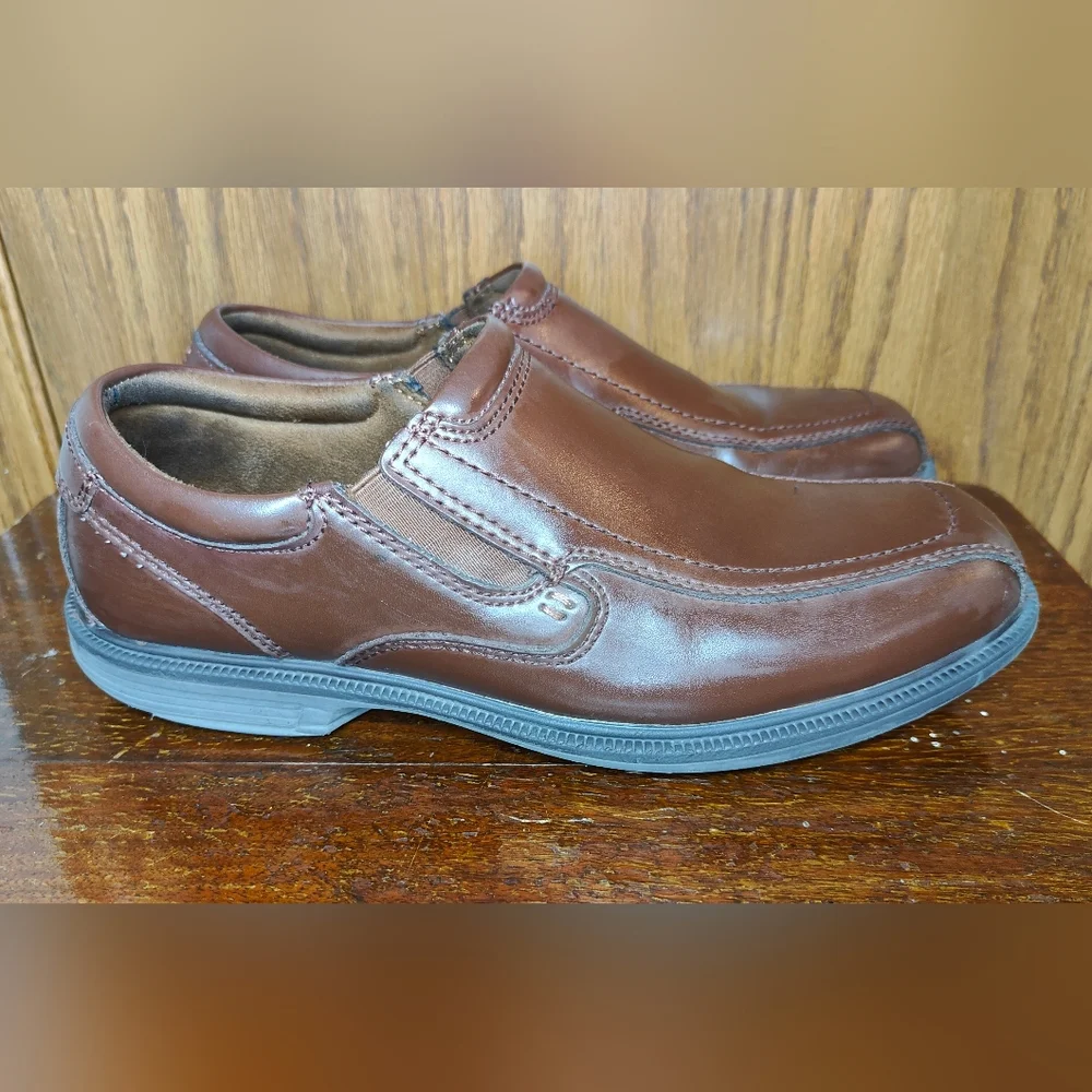 Men's Nunn Bush Slip Resistant Brown Leather Loafers, 9
